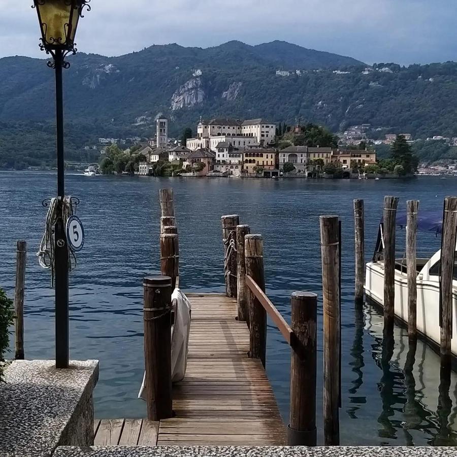 Marianna Casa Vacanza Azzate Exterior foto